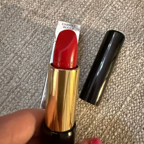 Lancôme L'Absolu Rouge Lipstick - 132 Caprice - Picture 3 of 4